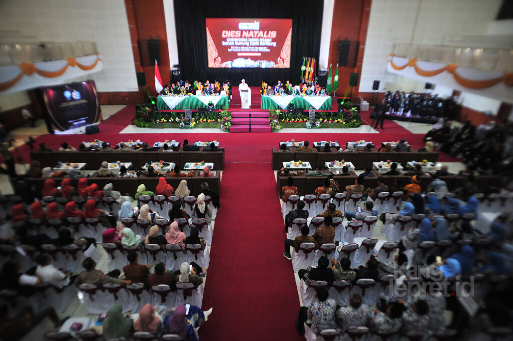 #DediMulyadi #UINBandung #DiesNatalisUIN #JawaBarat #PendidikanGratis #FakultasKedokteran #IPMJabar #Bandung #BeritaBandung #Kangjepret #KangjepretID